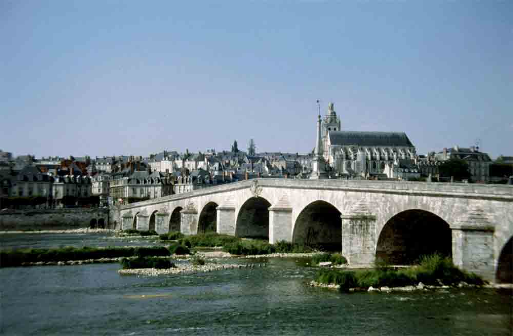 Francia - Blois 02.jpg